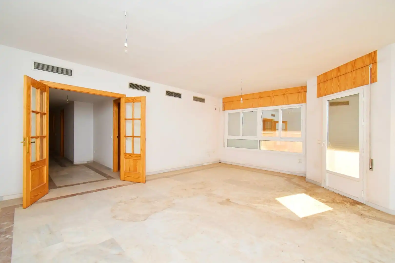 Piso en venta en El Ejido con Balcón