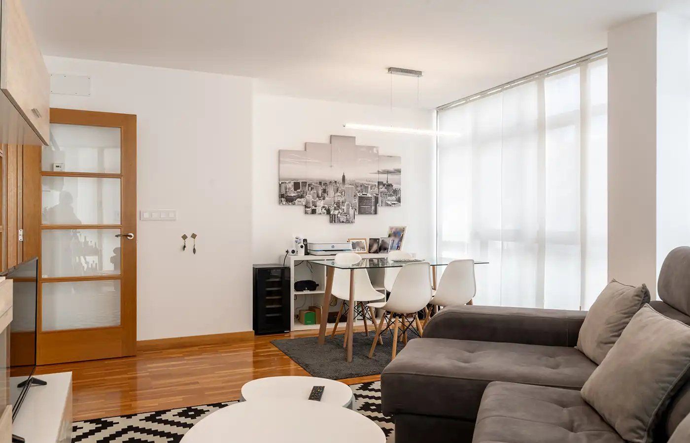 Sala d'estar de Pis en venda en A Coruña Capital  amb Calefacció, Parquet i Traster