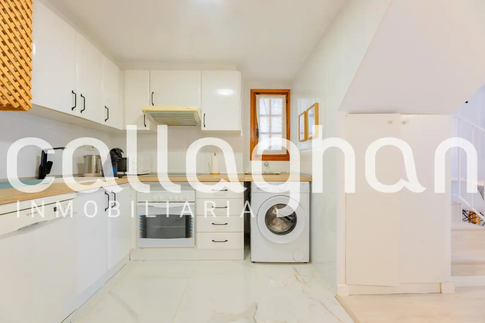 Duplex with terrace to rent in Avenida de la Huerta, imagen 9