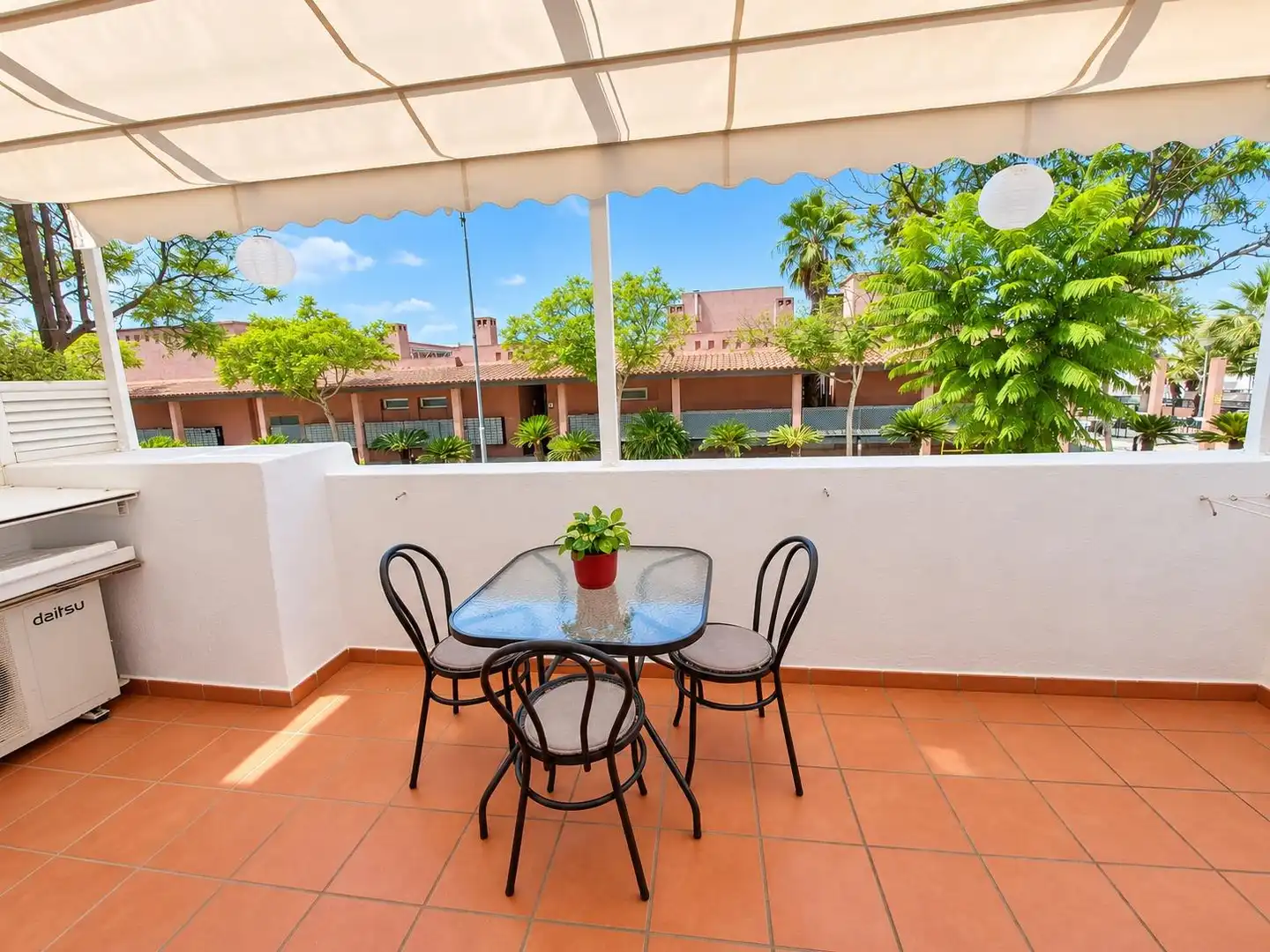 Terrasse von Einfamilien-Reihenhaus zur Miete in Alhama de Murcia mit Klimaanlage, Heizung und Privatgarten