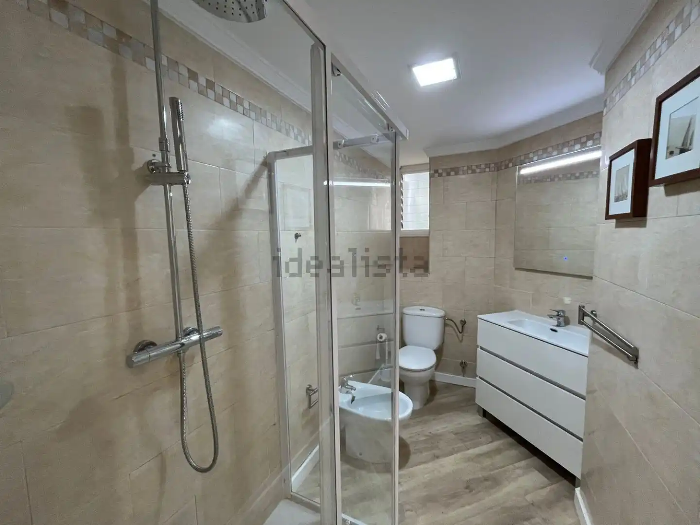 Baño de Piso en venta en  Sevilla Capital con Aire acondicionado, Terraza y Balcón