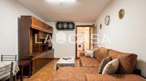 Foto 3 de Piso en venta en Carrer de Solsona, La Salut, Badalona