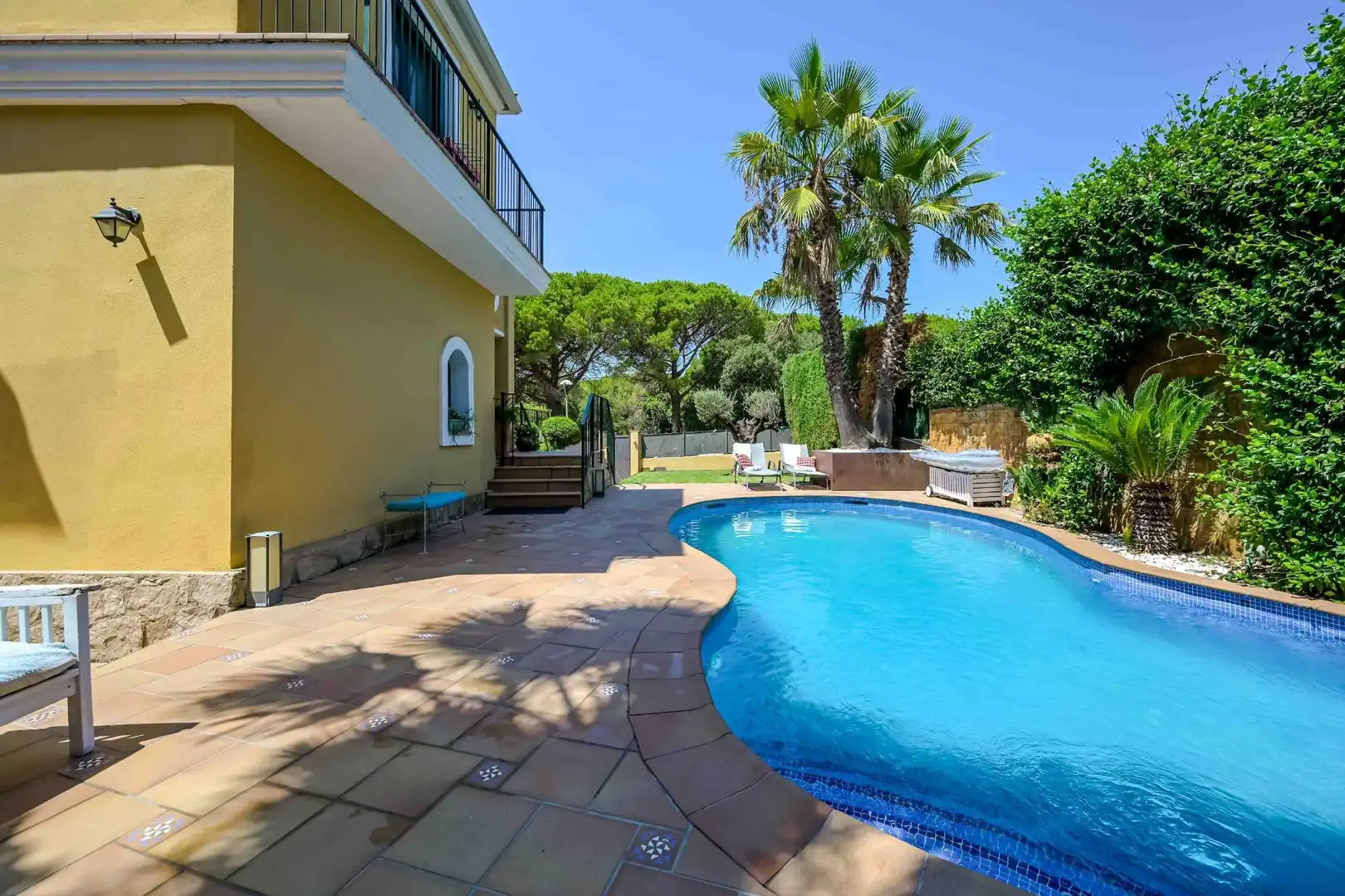 Maison jumelée avec terrasse à vendre à Carrer SUREDA
