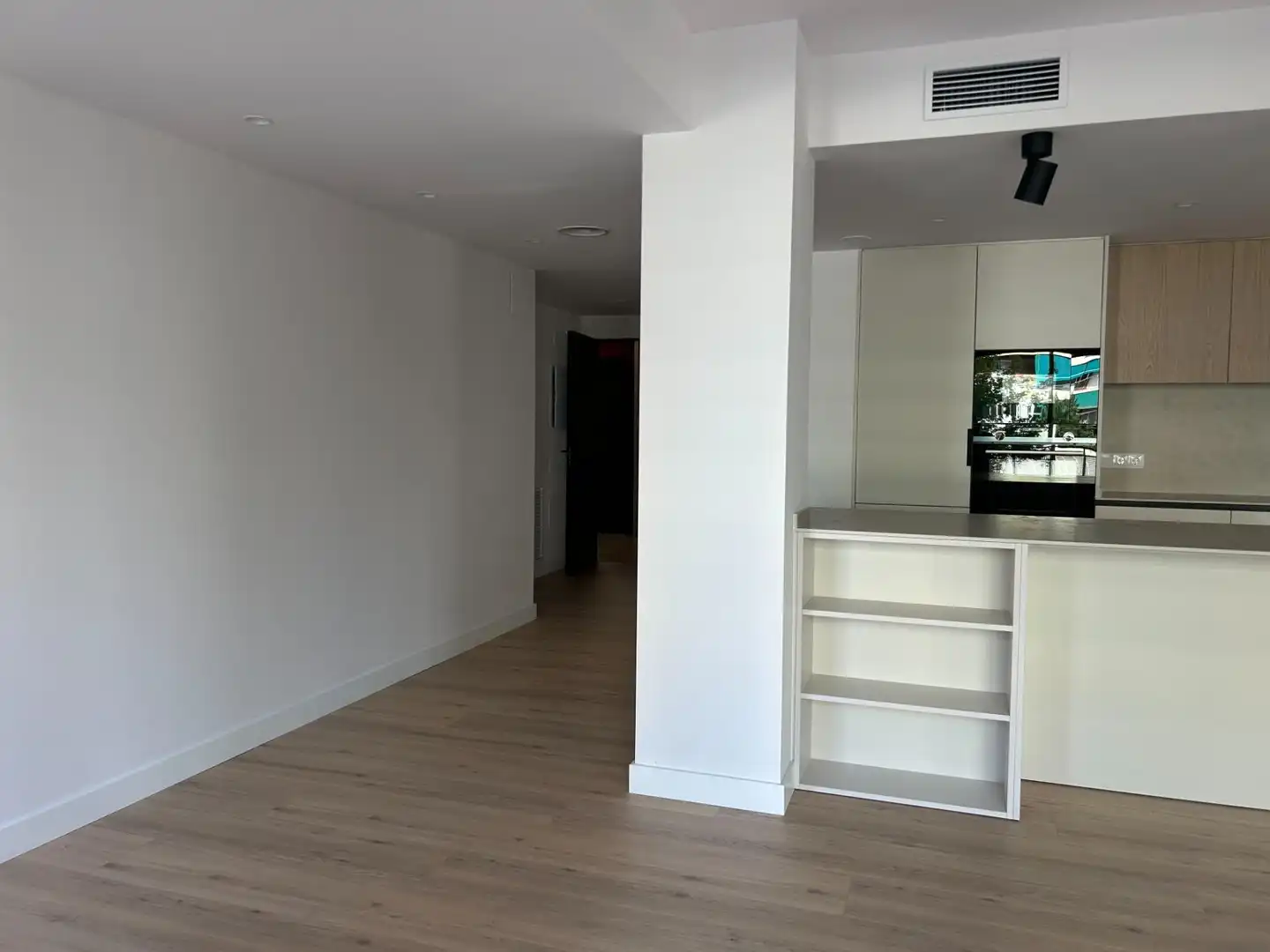 Apartamento en venta en Rambla JOSEP TARRADELLAS, 5, Centre