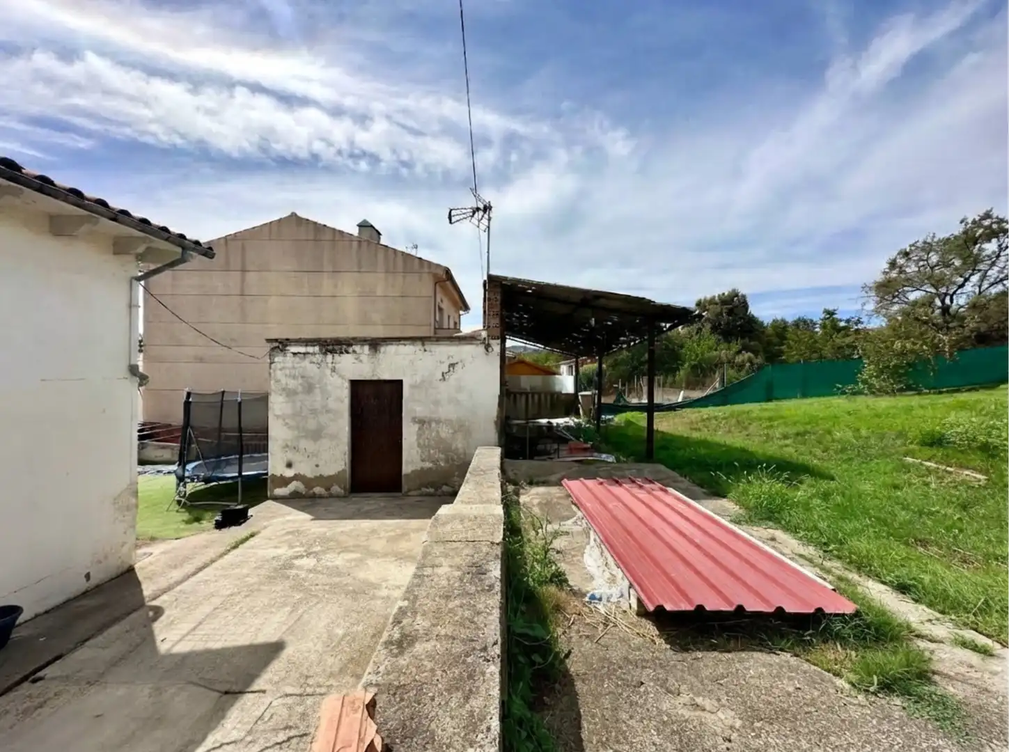 Exterior view of Houses for sale in Sant Pere de Torelló  with Heating, Private garden and Oven