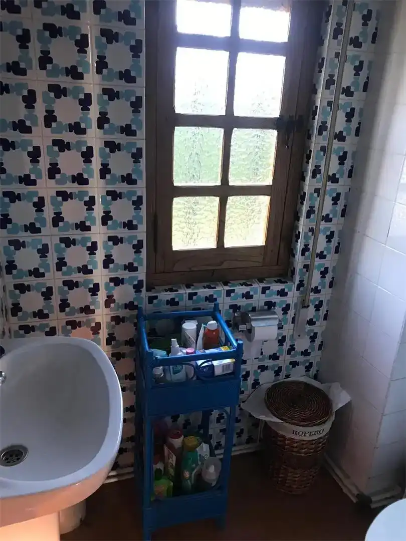 Baño de Piso en venta en Micereces de Tera con Jardín privado, Piscina y Amueblado