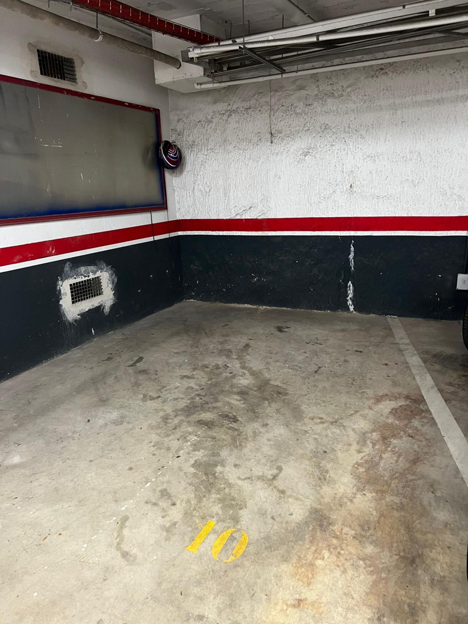 Garage for sale in Badalona