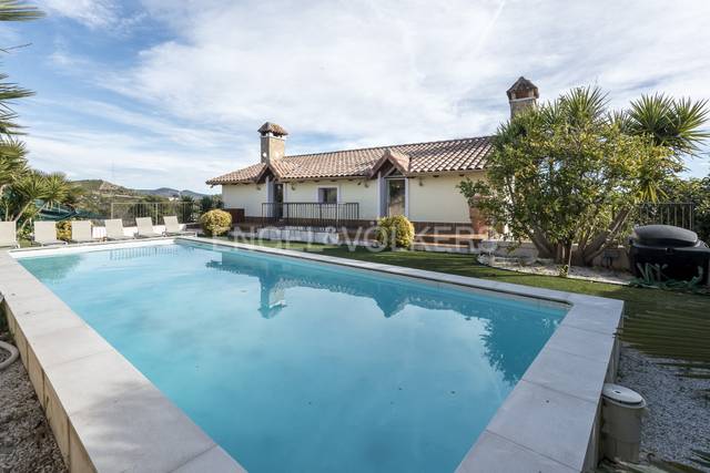 Casa-chalet en Alquiler en Olivella