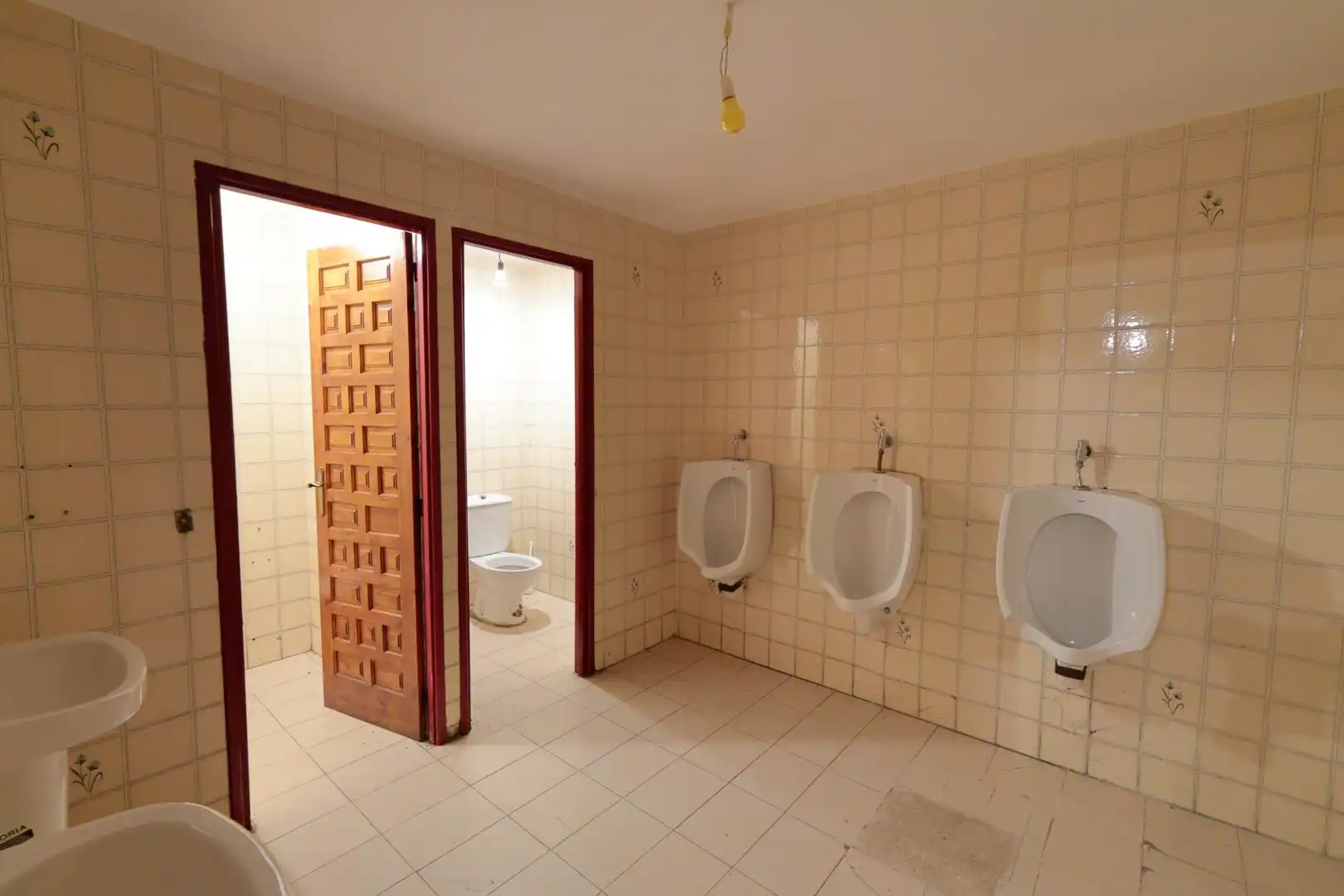 Baño de Edificio en venta en Noceda del Bierzo