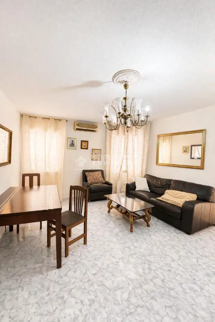 Sala d'estar de Pis en venda en  Madrid Capital amb Aire condicionat