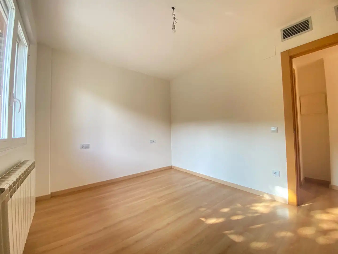 Flat with terrace for sale in Calle de Fray Julián Garcés 78, imagen 16