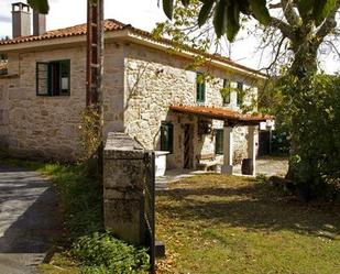 Vista exterior de Casa o xalet de lloguer en Palas de Rei amb Calefacció, Jardí privat i Parquet