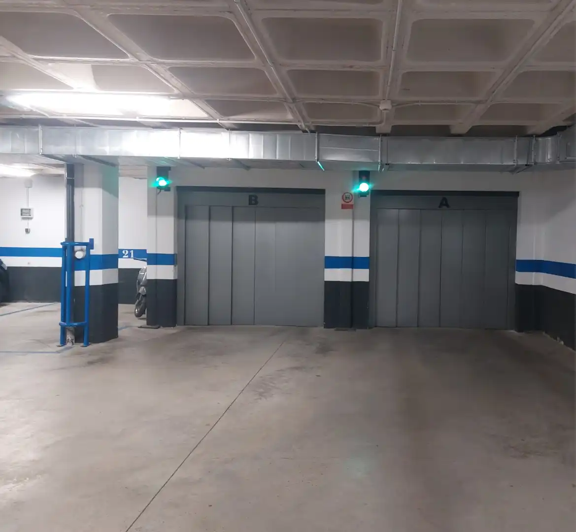 Parkplatz von Garage zum Verkauf in Estepona