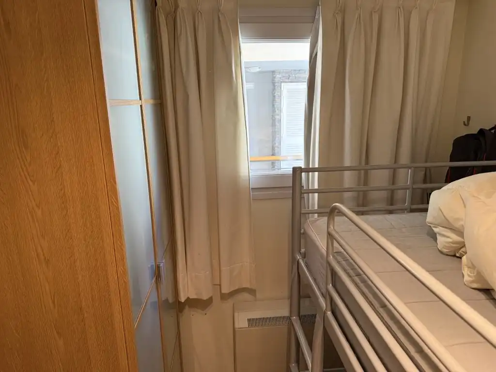 Dormitori de Apartament en venda en Sierra Nevada amb Piscina