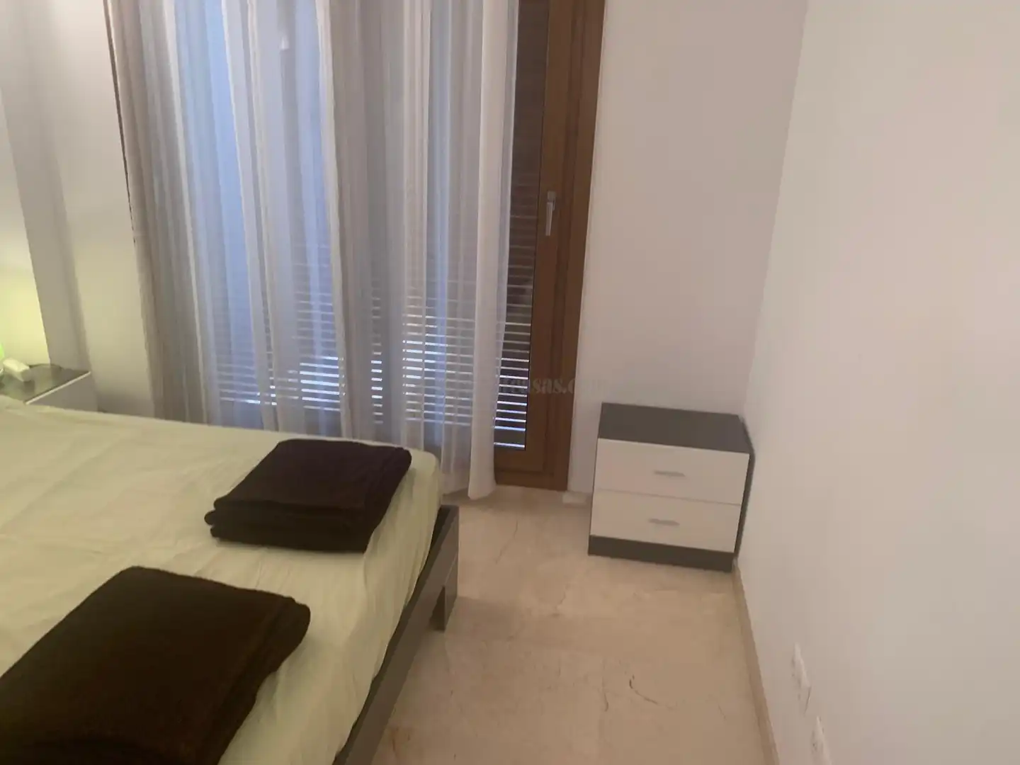 Habitación de Apartamento en venta en Torrevieja con Aire acondicionado, Calefacción y Terraza