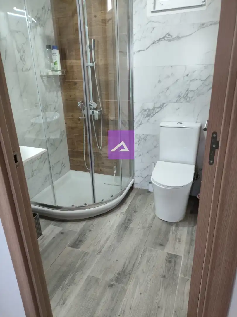 Bathroom of Houses for sale in Torrent  with Air Conditioner, Private garden and Storage room