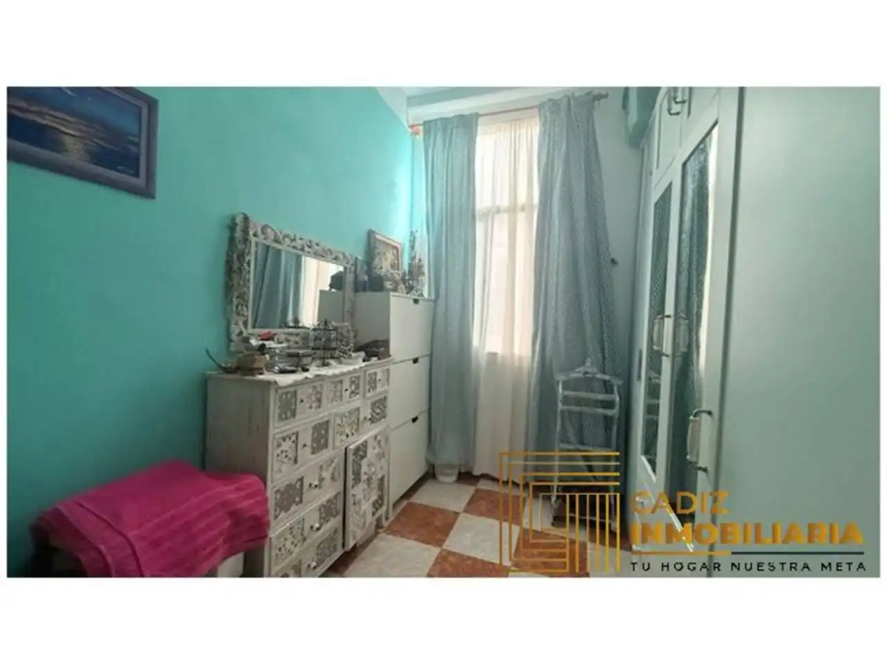 Habitación de Dúplex en venta en Cádiz con Aire acondicionado y Trastero