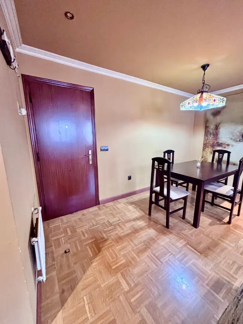 Esszimmer von Maisonette zum Verkauf in Gijón  mit Heizung, Parkett und Abstellraum