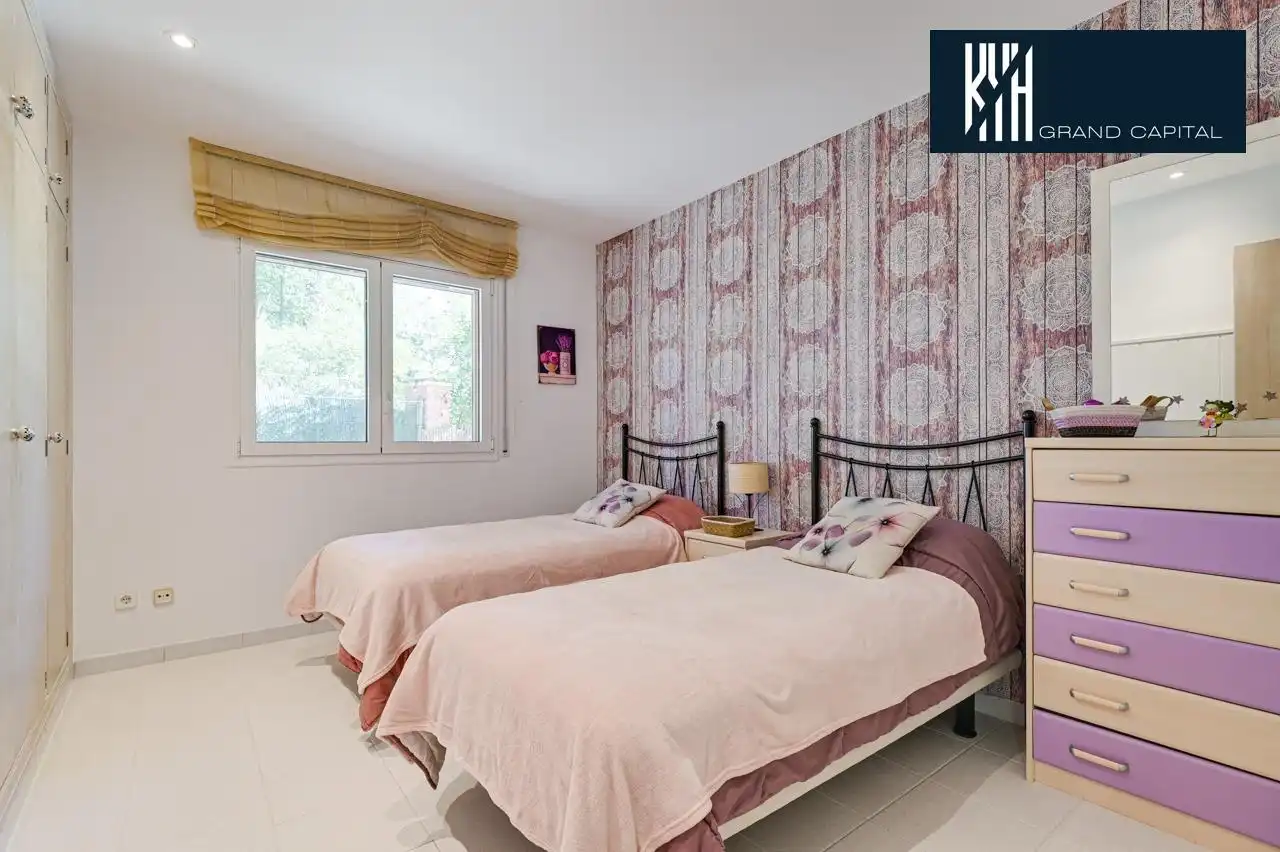 Casa con piscina in vendita a Carrer Carrer Montserrat, imagen 28