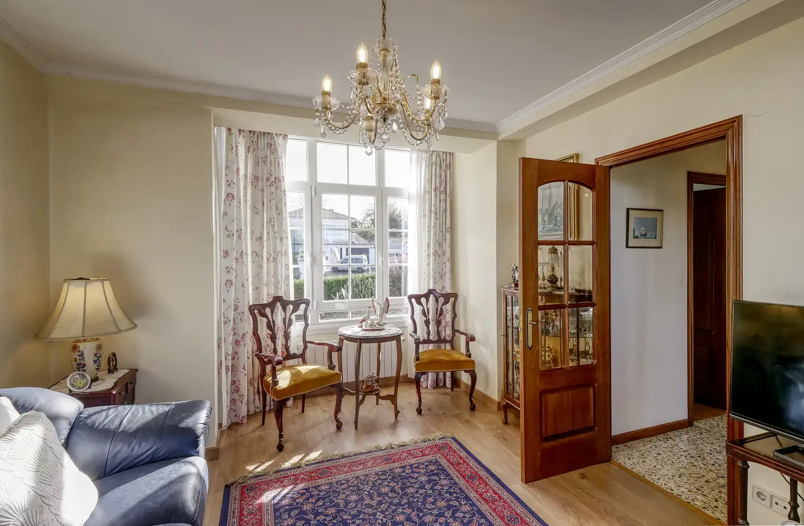 Comedor de Casa o chalet en venta en Bergondo con Calefacción, Jardín privado y Horno