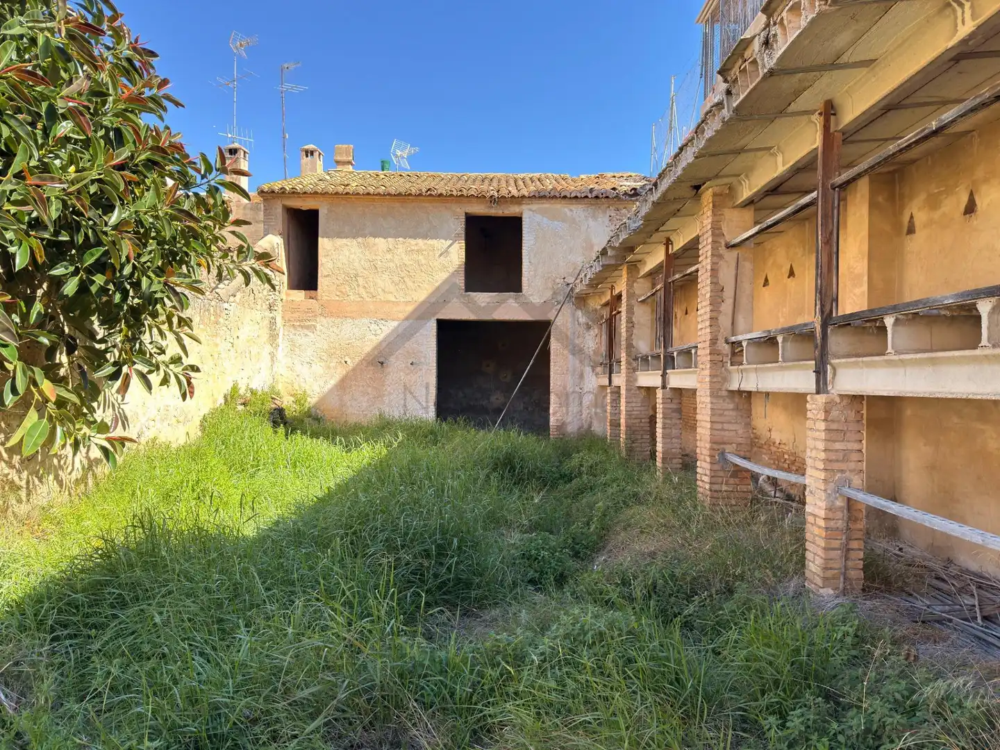 Residential for sale in La Pobla de Vallbona