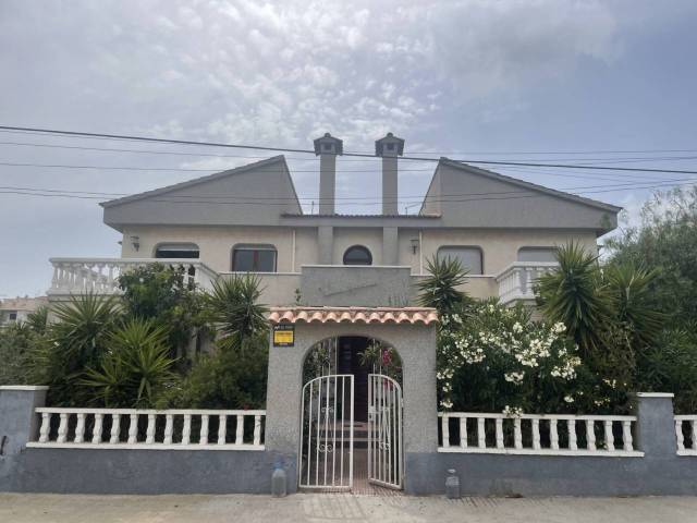 Casa-chalet en Venta en Llastres en Pino Alto