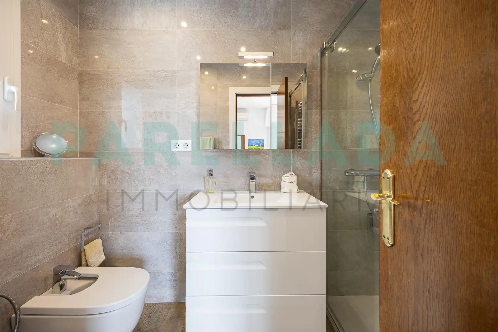 Baño de Casa o chalet en venta en Badalona con Aire acondicionado, Calefacción y Jardín privado