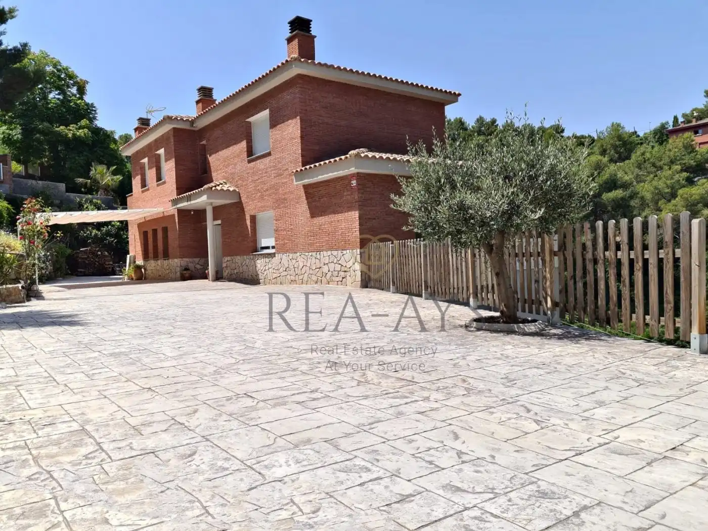 Vista exterior de Casa o chalet en venta en Cervelló con Aire acondicionado, Calefacción y Jardín privado