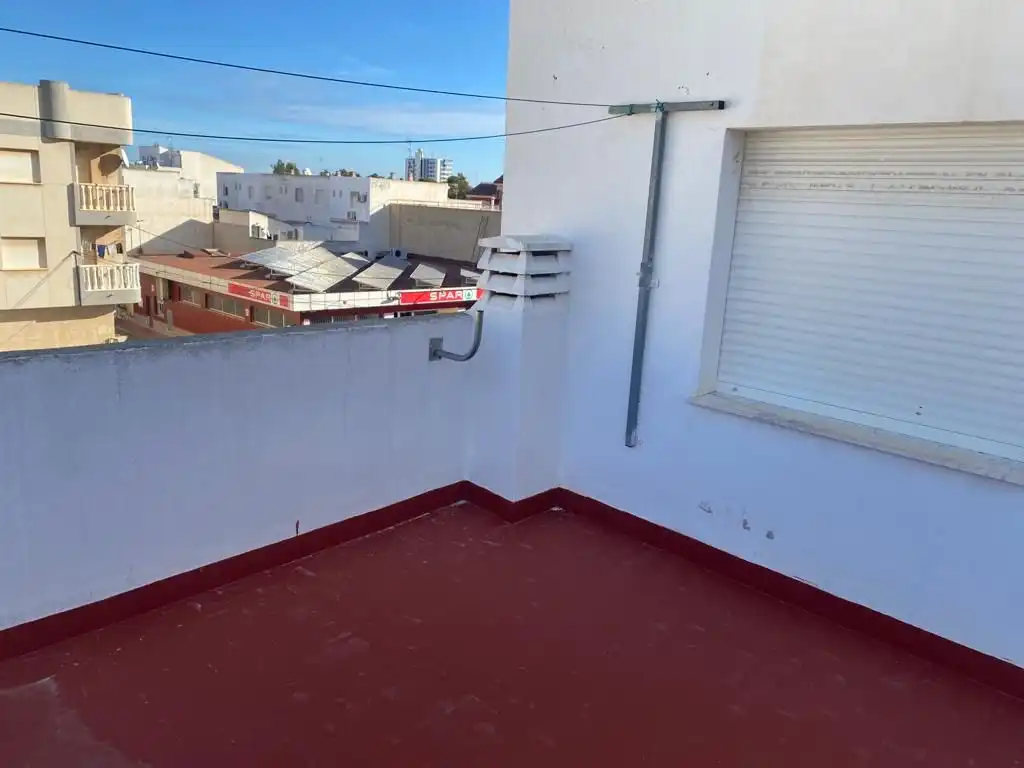 Terrassa de Dúplex en venda en Los Alcázares amb Aire condicionat, Terrassa i Traster