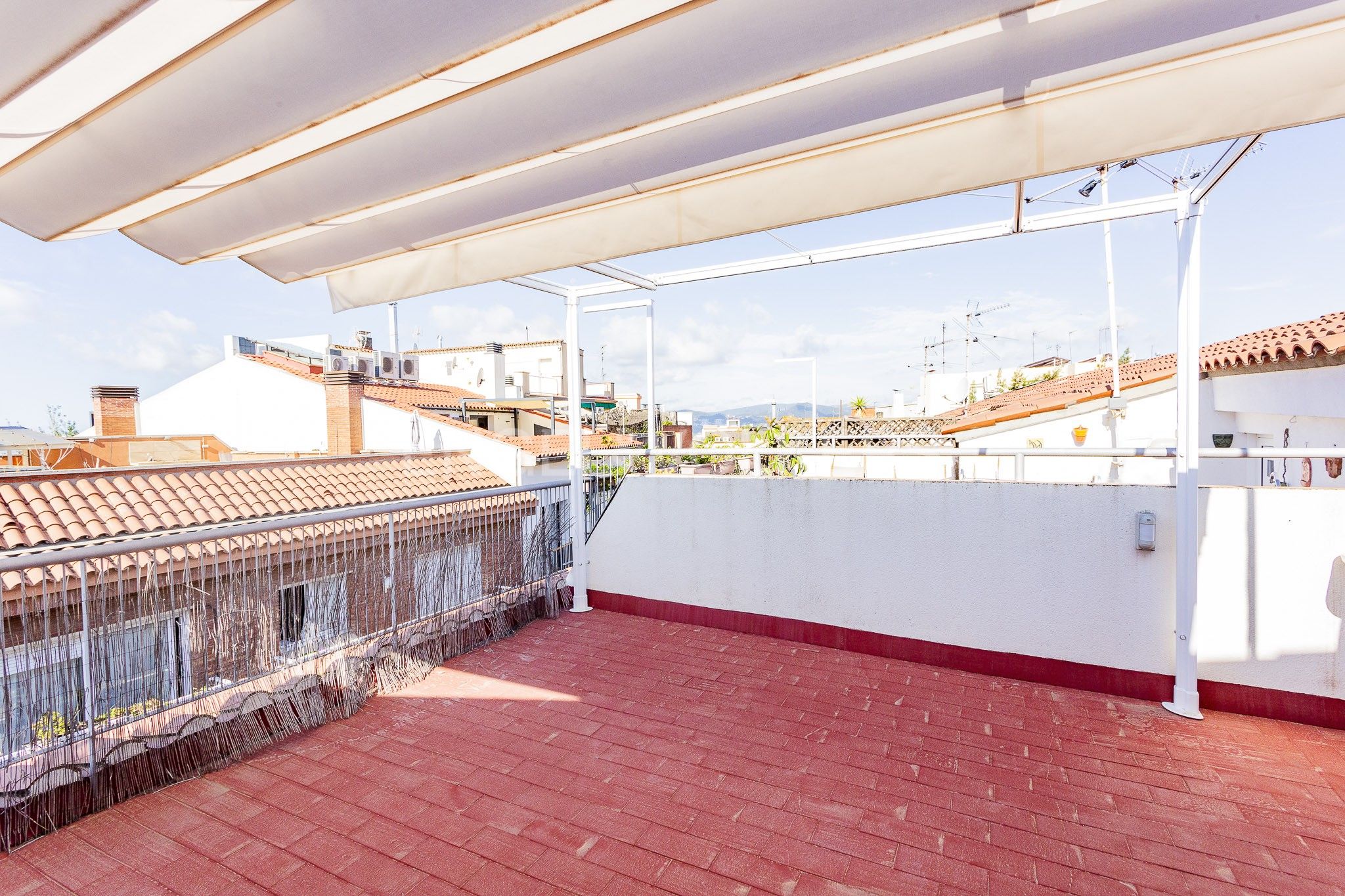Terrassa de Casa o xalet en venda en Sant Just Desvern amb Calefacció, Terrassa i Balcó