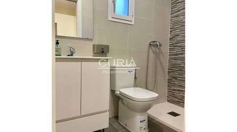 Apartamento en Eix comercial al lado de la Plaza Sant Joan para uso  DE DESPACHO., imatge 4