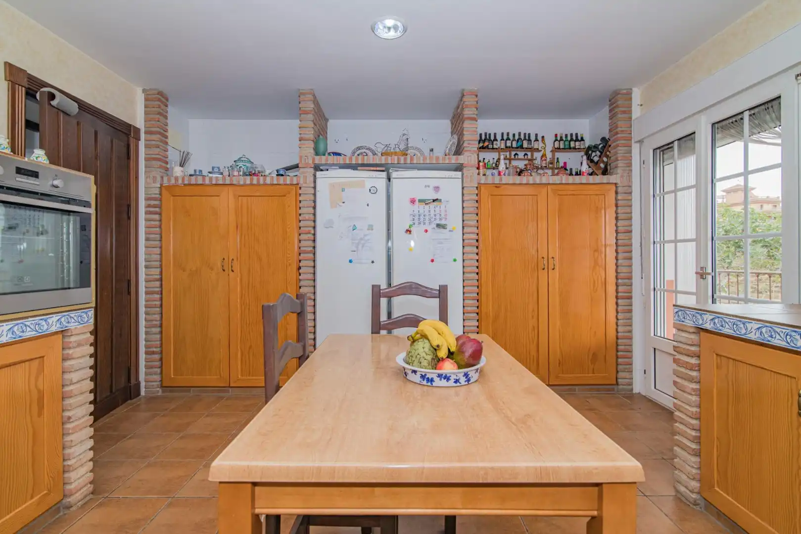 Cuina de Casa o xalet en venda en La Zubia amb Calefacció, Jardí privat i Terrassa