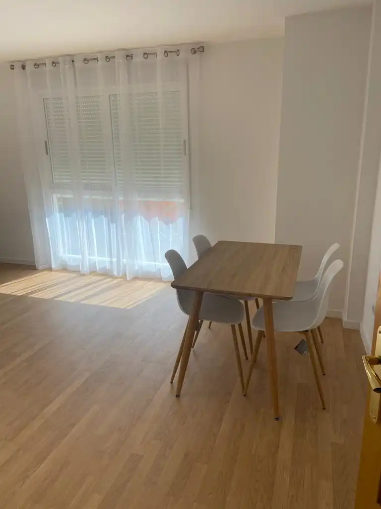 Menjador de Apartament de lloguer en Benaguasil amb Traster