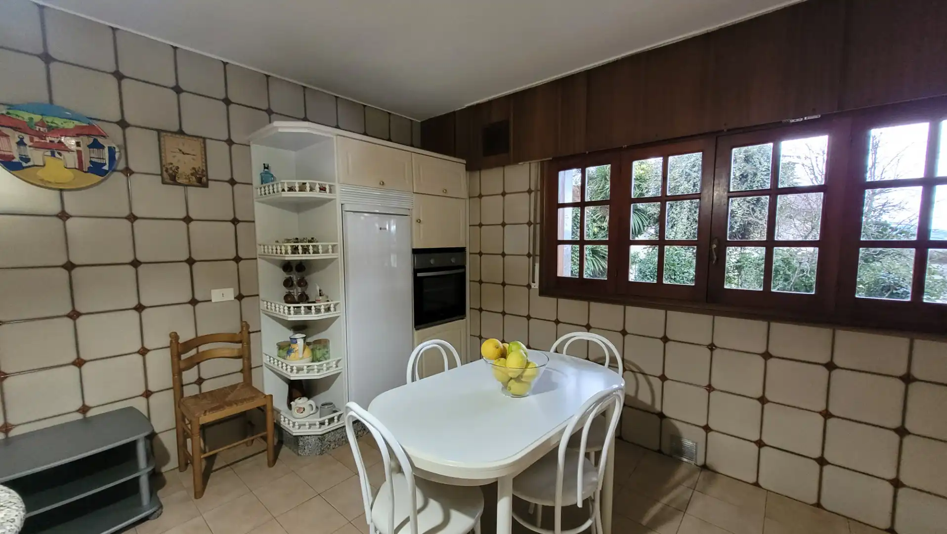 Cocina de Casa o chalet de alquiler en A Guarda   con Calefacción, Jardín privado y Parquet