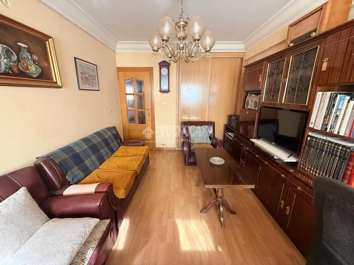 Sala de estar de Piso en venta en Zaragoza con Calefacción, Parquet y Terraza
