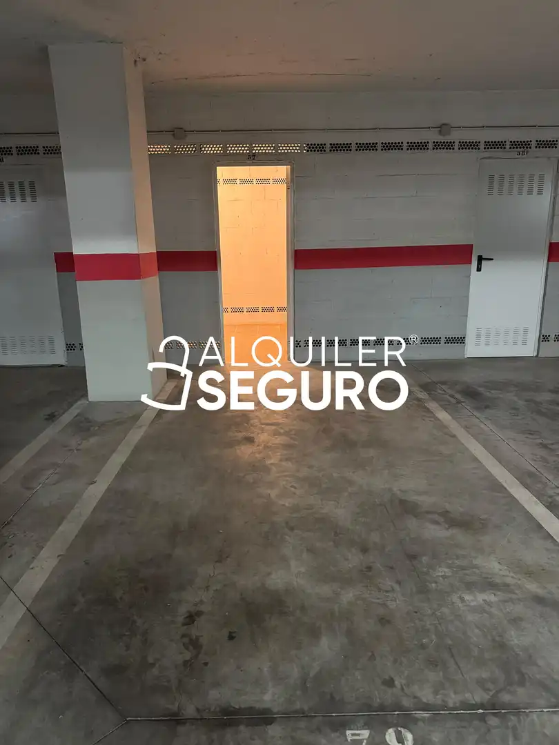 Aparcament de Estudi de lloguer en Málaga amb Aire condicionat i Traster