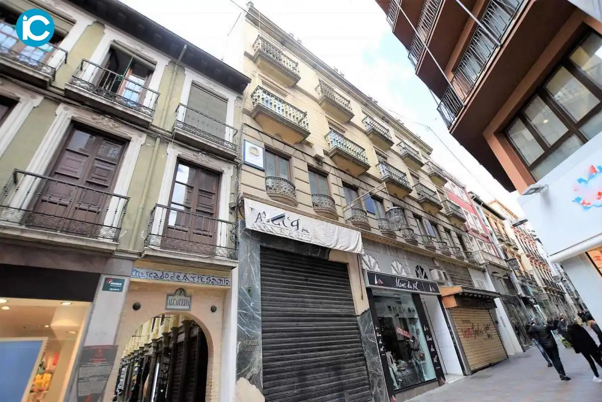 Immobles singulars en venda a Reyes Católicos, imagen 46