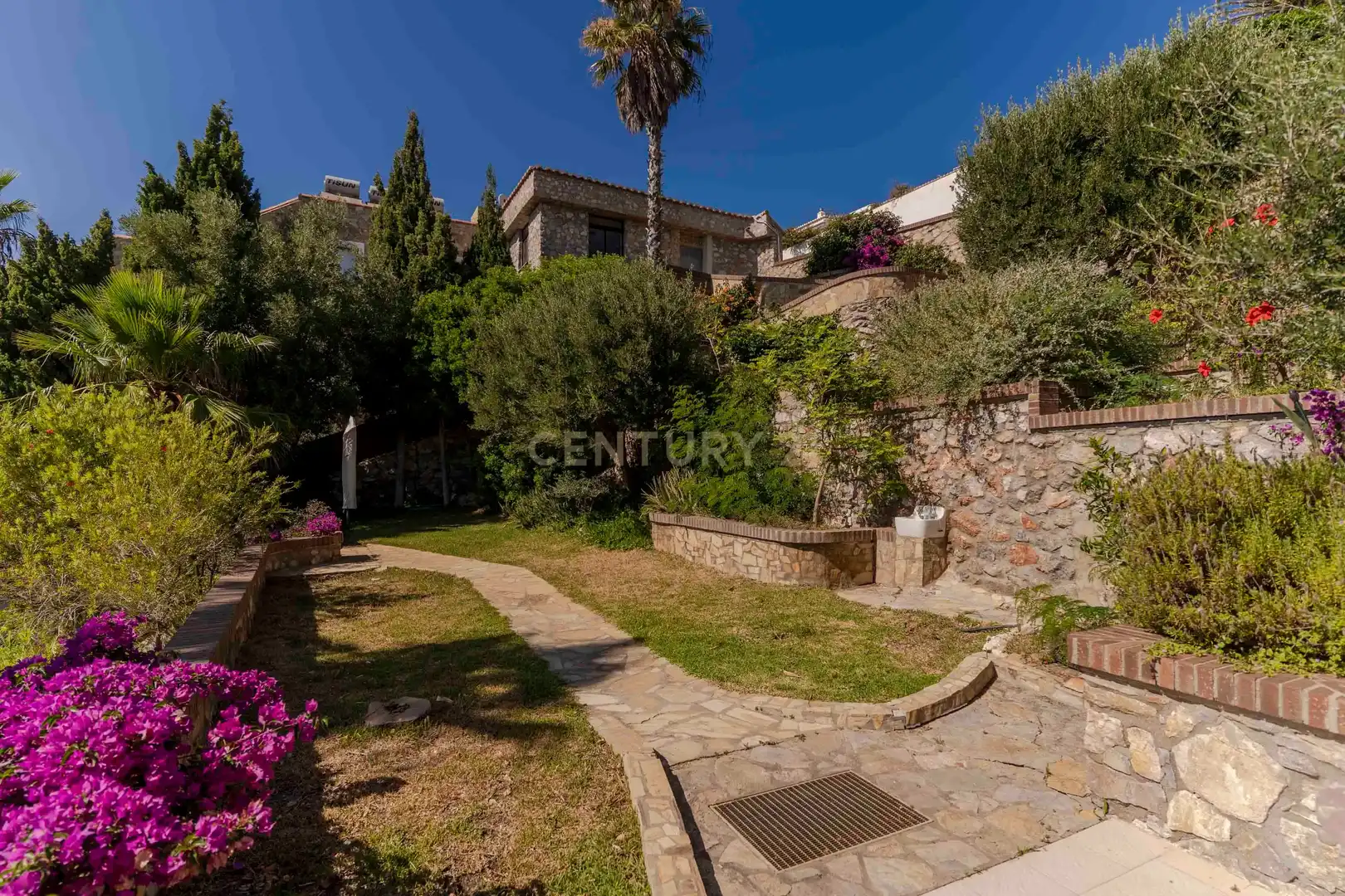 Garden of Houses for sale in Almuñécar  with Air Conditioner, Private garden and Storage room