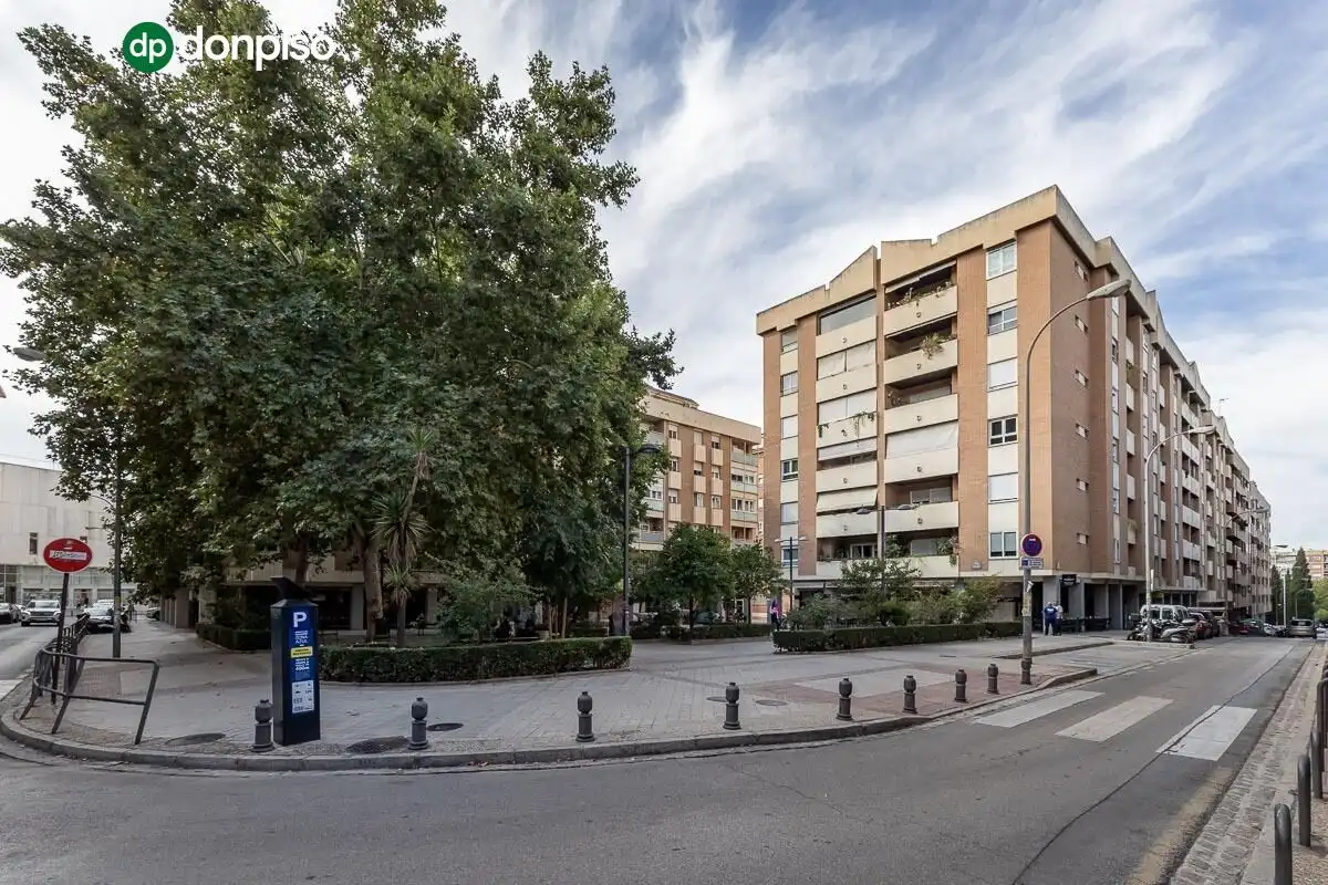 Ático en venta en Granada, Granada