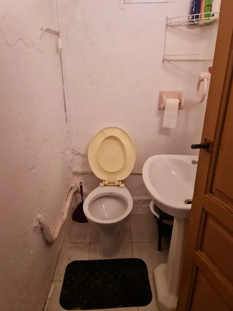 Baño de Casa o chalet en venta en Navalperal de Pinares con Calefacción, Terraza y Trastero