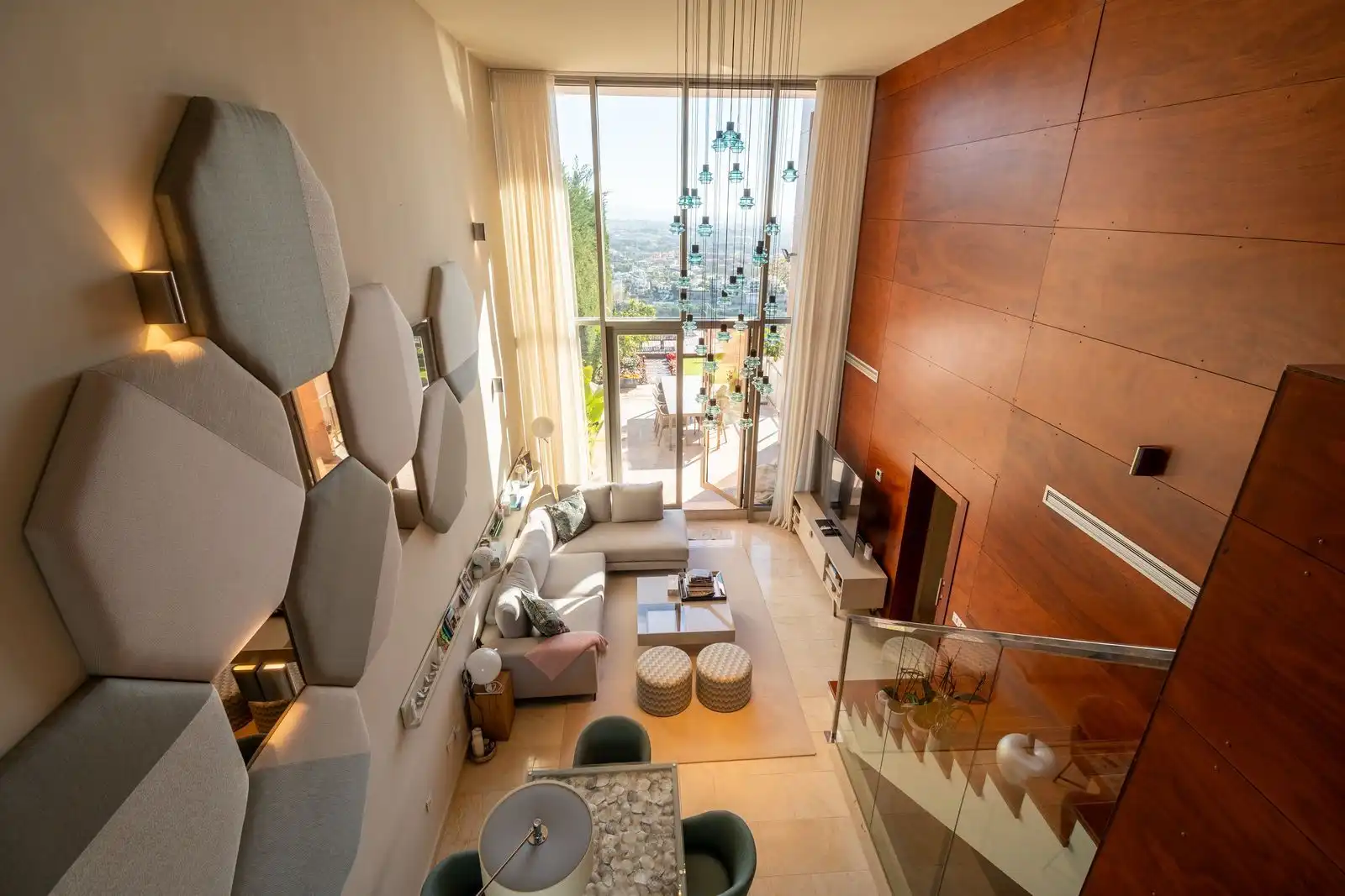Habitatge amb piscina en venda a Calle Islas Azores 16, imagen 2