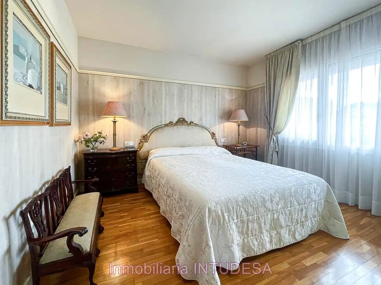 Dúplex en venta en Capuchinos, Centro