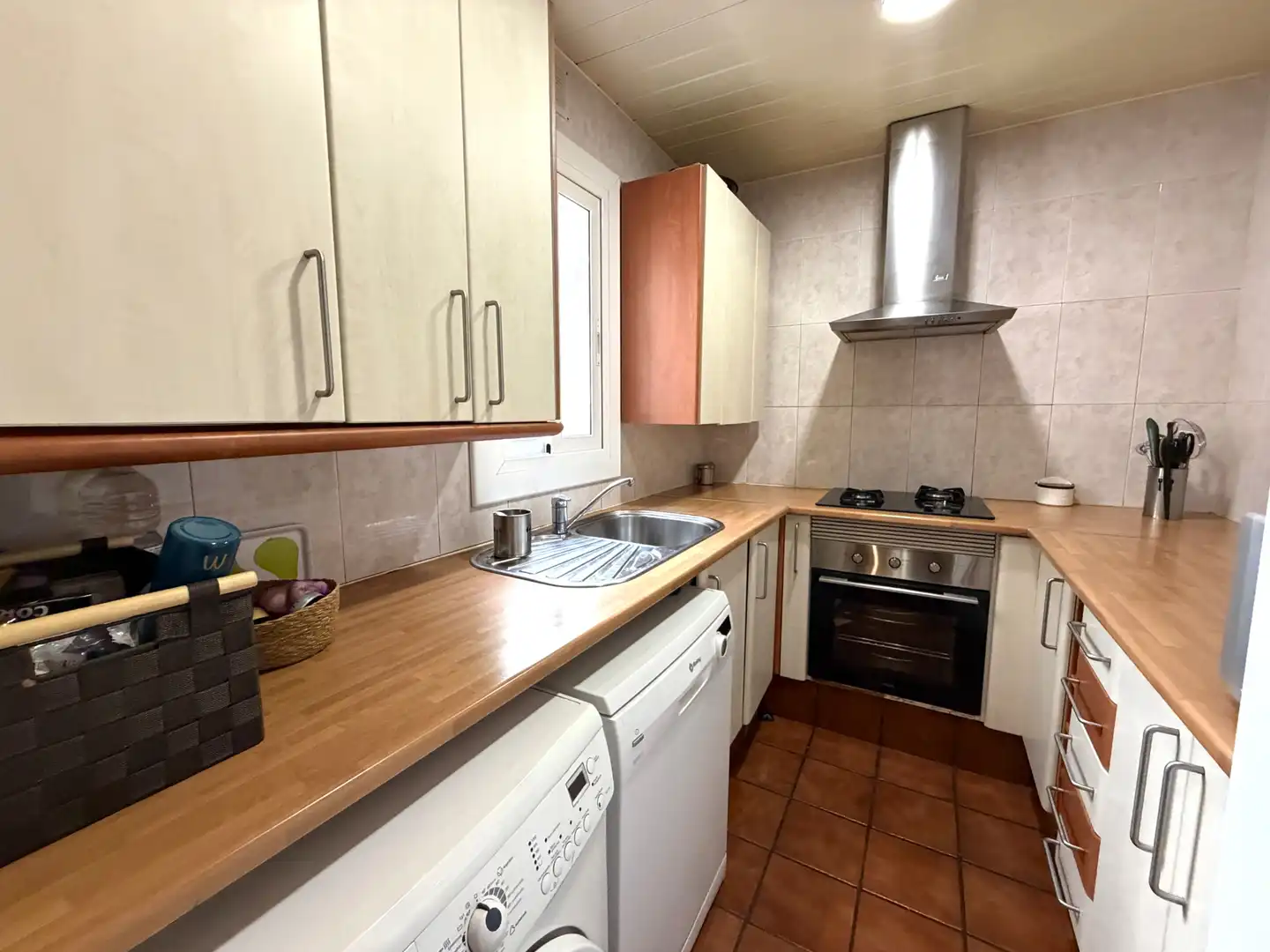 Cocina de Piso en venta en Barcelona con Aire acondicionado y Amueblado