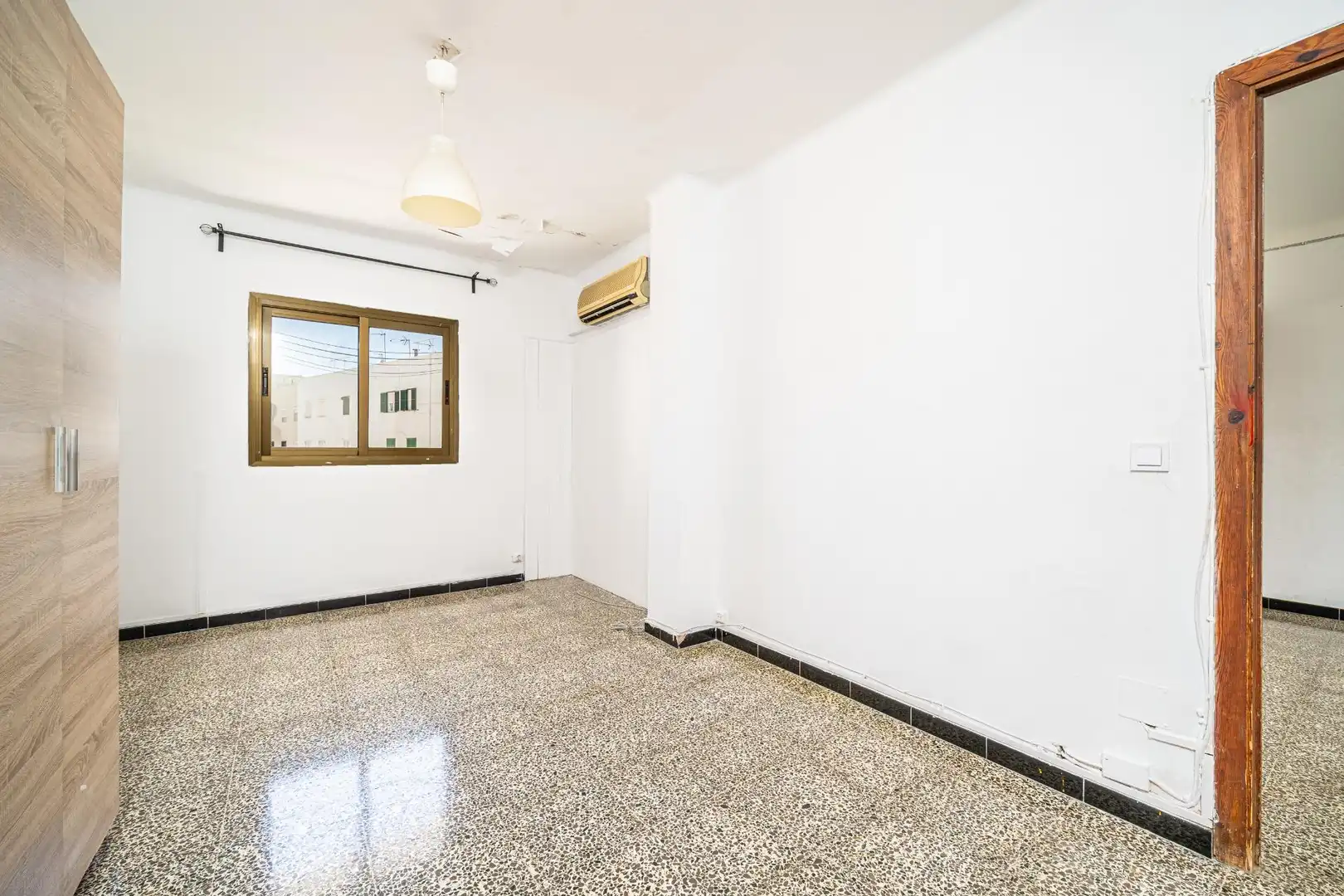 Piso con terraza en venta en Llevant, imagen 13