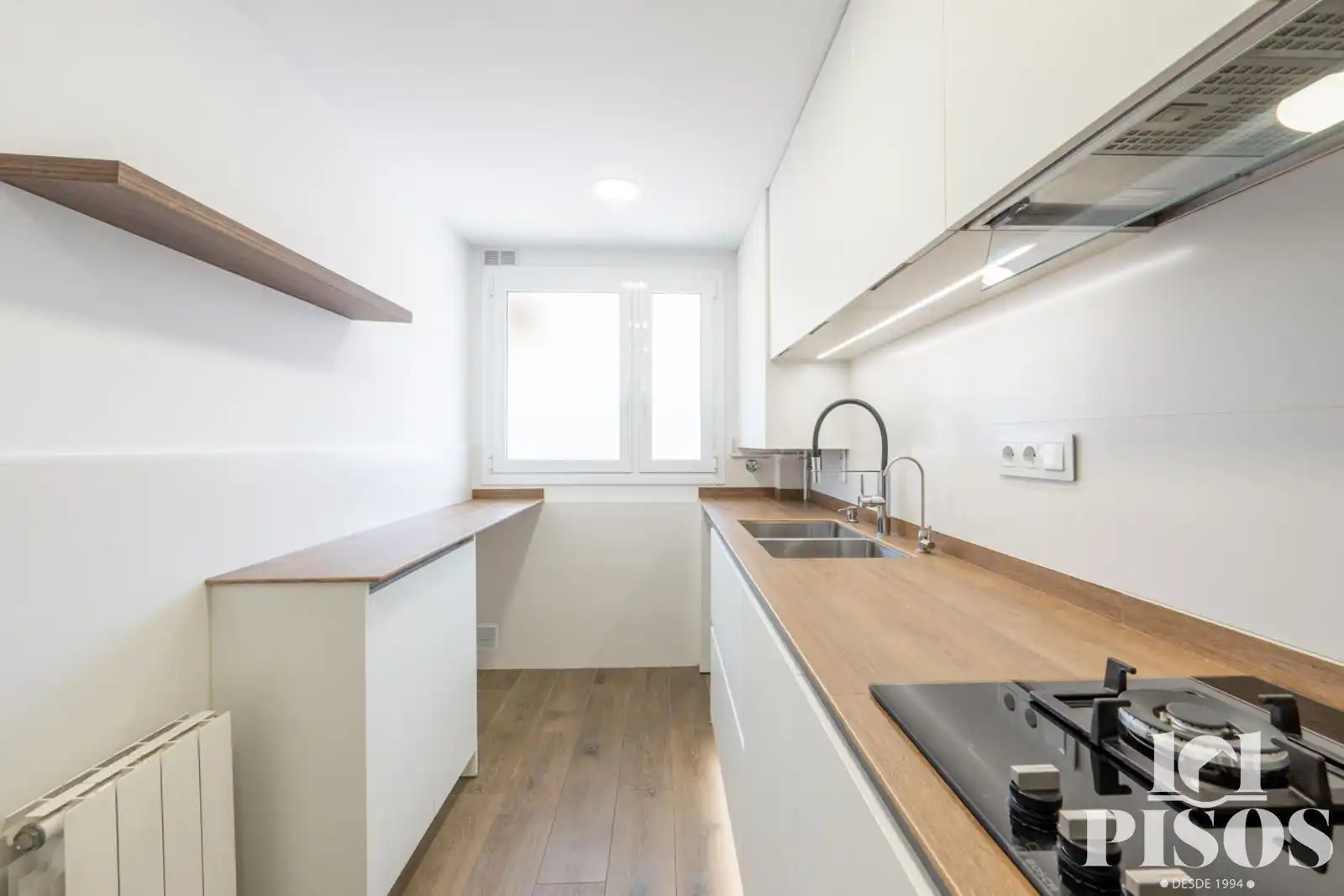 Cuina de Àtic en venda en Rubí amb Aire condicionat, Calefacció i Parquet