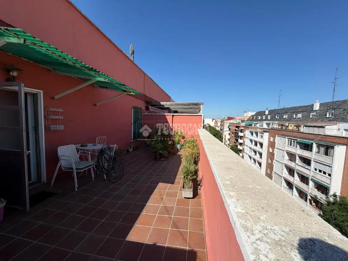 Terraza de Piso en venta en Madrid con Calefacción y Terraza