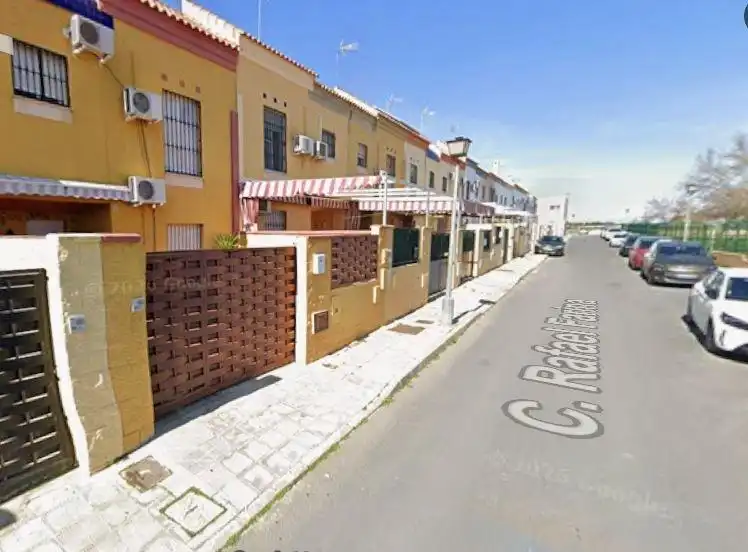 Detached house with garden for sale in Benacazón, imagen 2