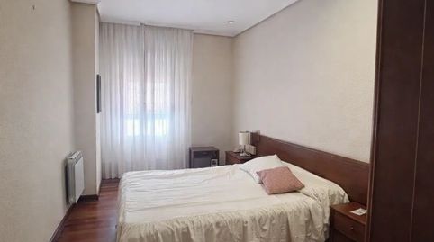 Foto 3 de Piso de alquiler en Askatasun Etorbidea, Bagatza - San Vicente, Barakaldo