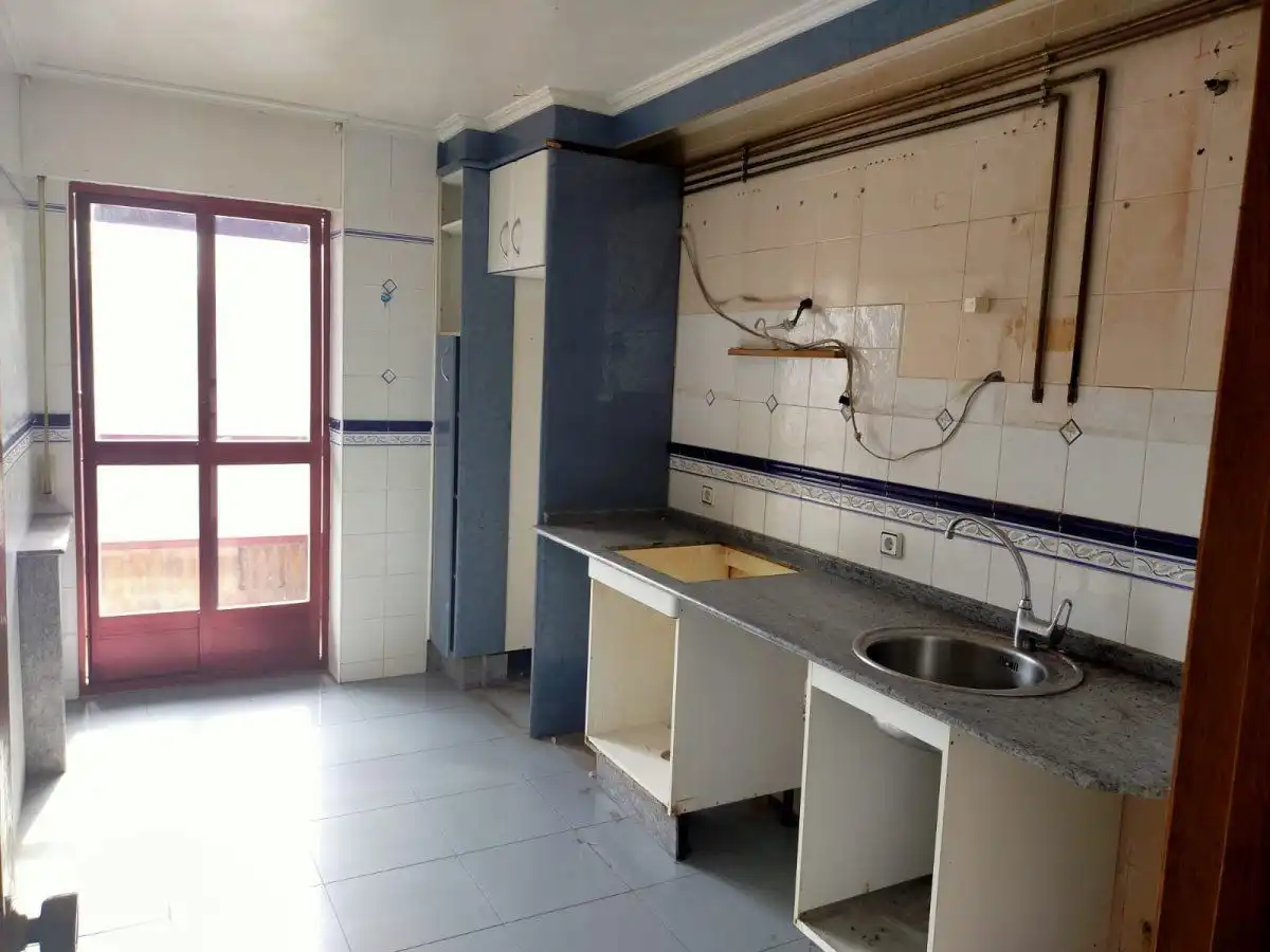 Cocina de Piso en venta en Bembibre con Calefacción y Terraza