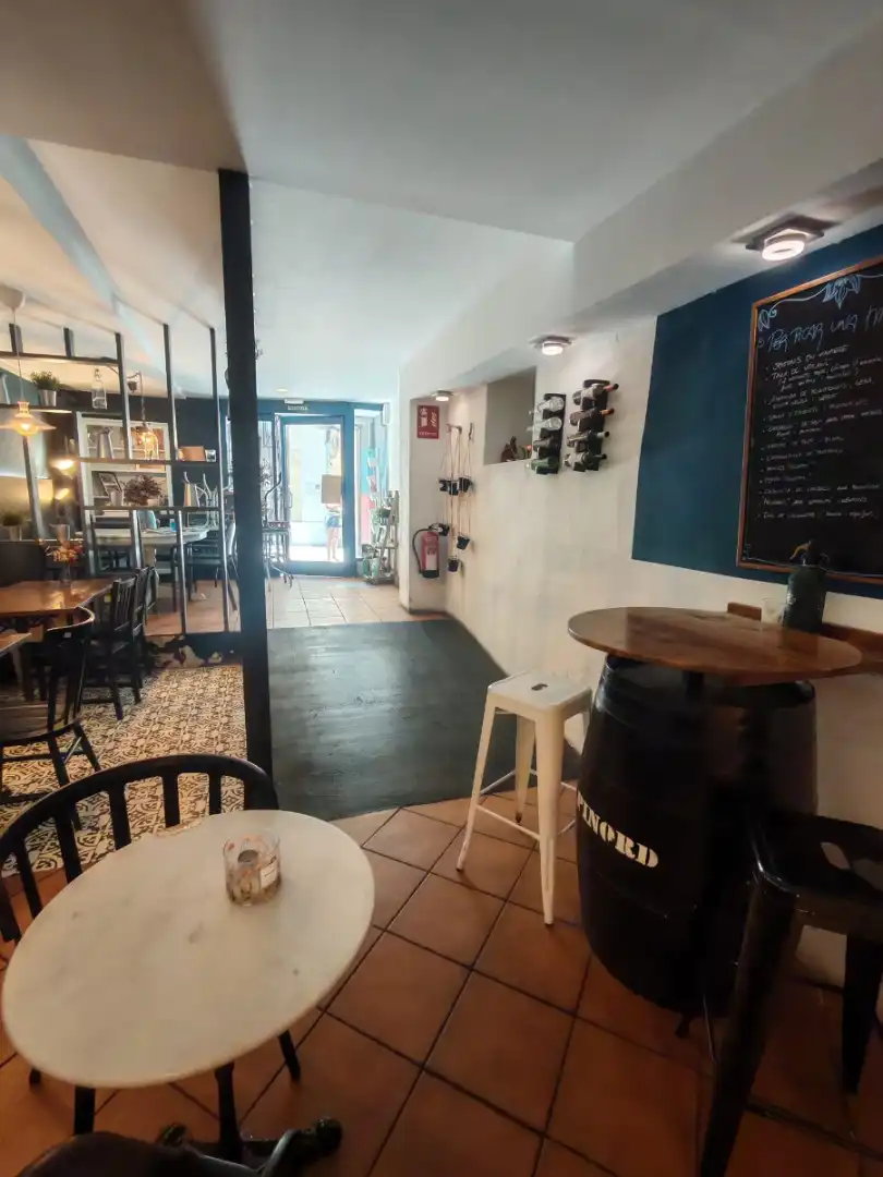 Local en traspaso en Vilafranca del Penedès con Aire acondicionado, Calefacción y Terraza
